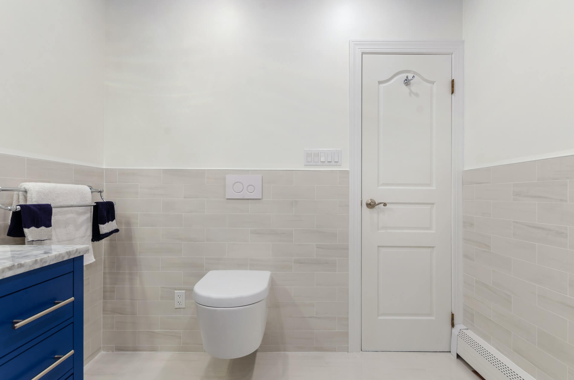 Bathroom problems - Photo by Chastity Cortijo on Unsplash